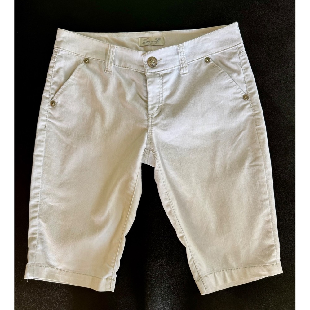 Seven7 Womens White Denim Bermuda Shorts Size 10 Flap Pocket Knee Length Stretch